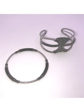 X2 Vtg Tribal Style Silver Tone Bangle & Open Cuff / Bangle: 7.4” / Cuff: 6.6”